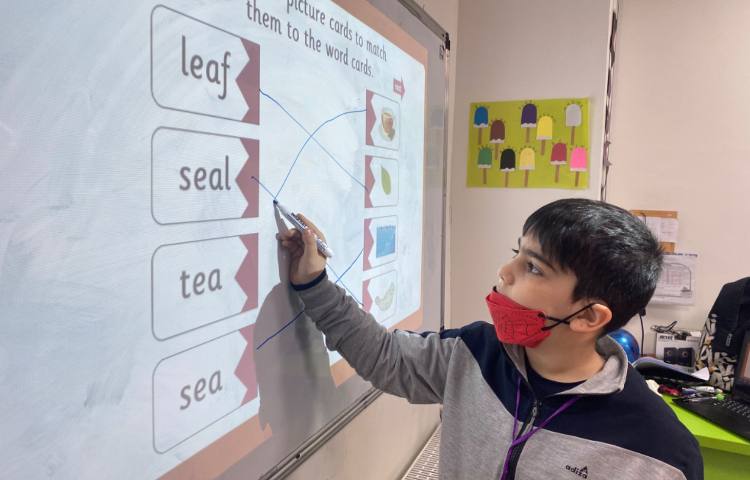 وصل کردن تصاویر به کلمات مربوطه جهت تمرین روخوانی و blending 4