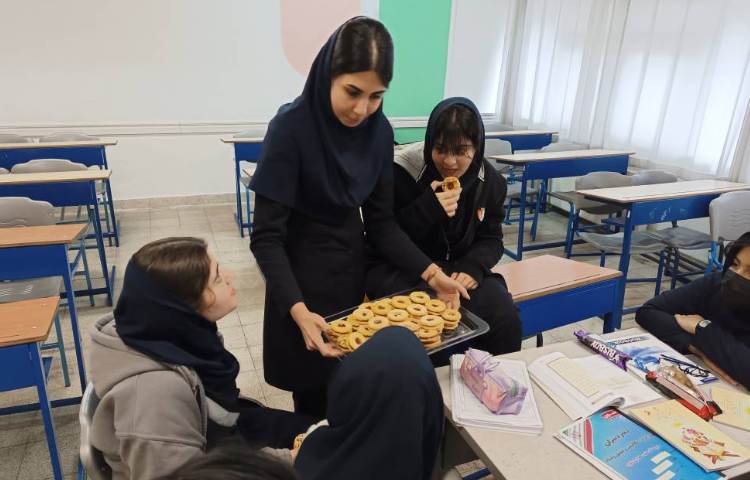 ولادت حضرت امام علی (ع) و روز پدر گرامی باد 1