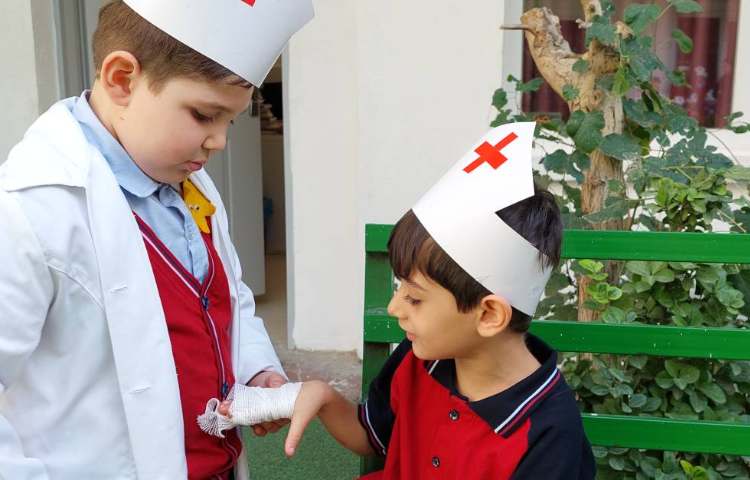 ولادت حضرت زینب (س) و روز پرستار 10