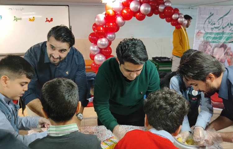 ولادت حضرت علی (ع) و روز پدر(اردوی پدر و پسر) 15