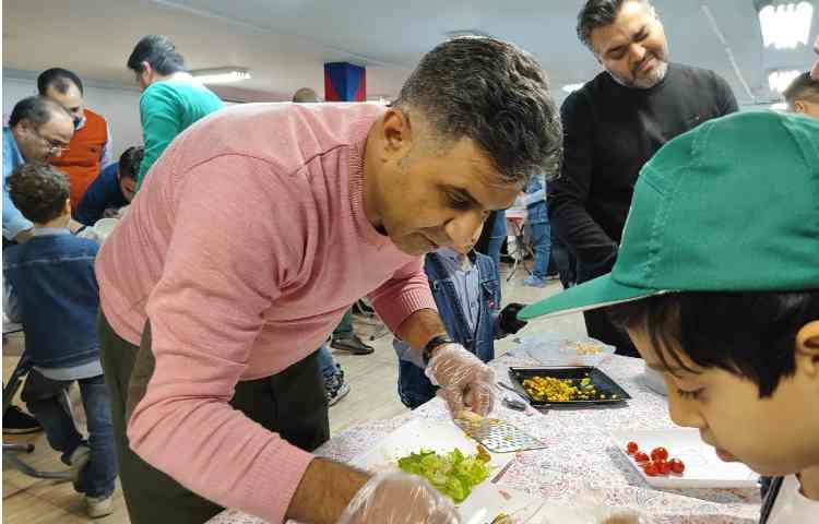 ولادت حضرت علی (ع) و روز پدر(اردوی پدر و پسر) 16