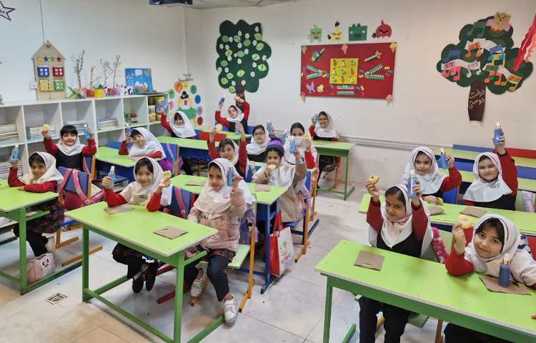 ولادت حضرت علی (ع) و روز پدر 10