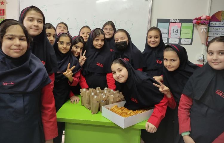 ولادت حضرت علی (ع) و روز پدر 12