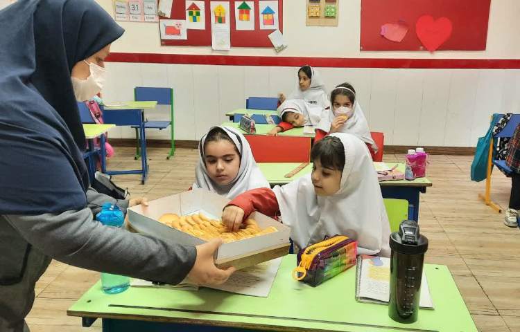 ولادت حضرت علی (ع) و روز پدر 18