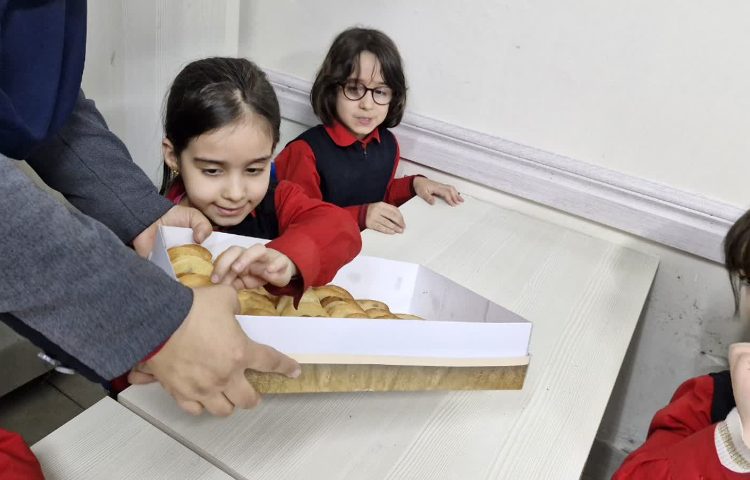 ولادت حضرت علی (ع) و روز پدر 23