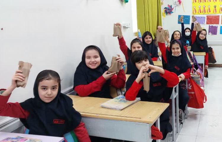 ولادت حضرت علی (ع) و روز پدر 25