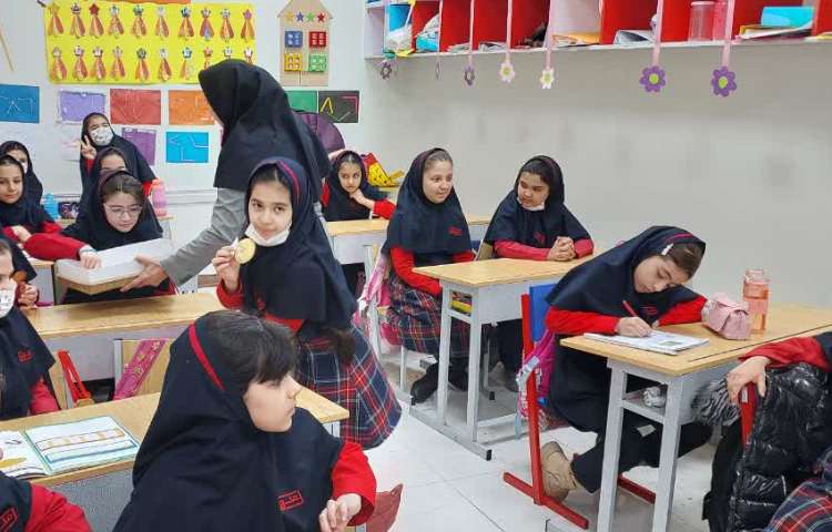 ولادت حضرت علی (ع) و روز پدر 26