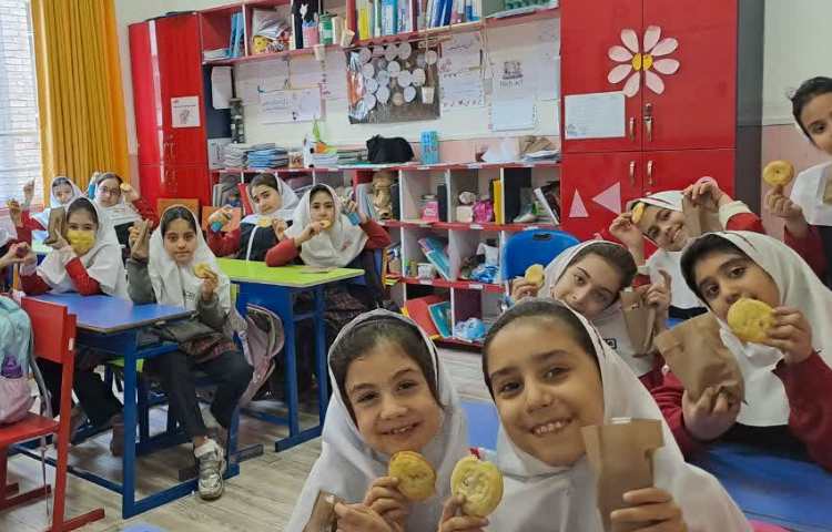 ولادت حضرت علی (ع) و روز پدر 28