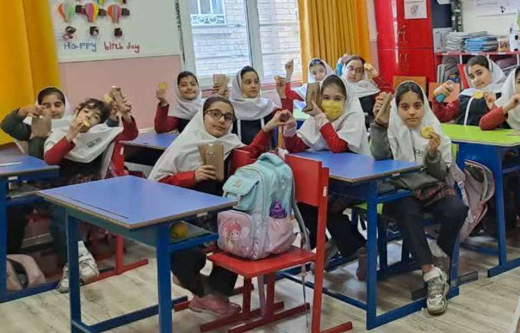 ولادت حضرت علی (ع) و روز پدر 30