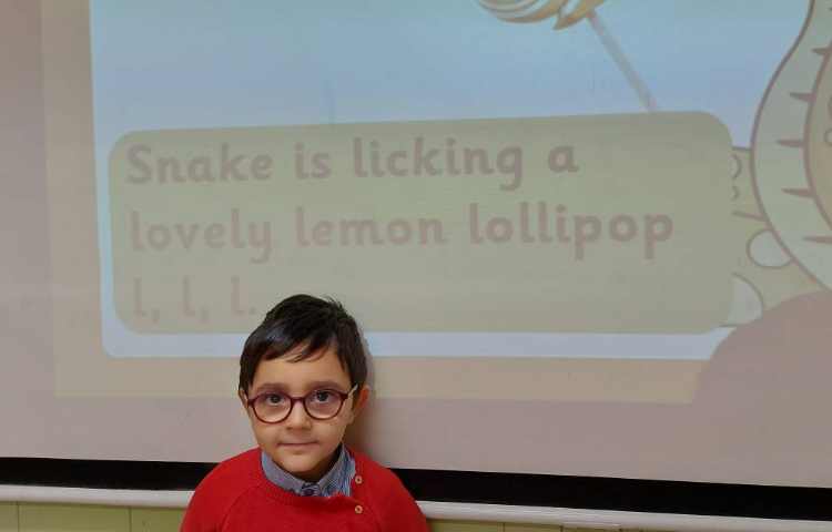 ویدئو اکشن حرف Ll