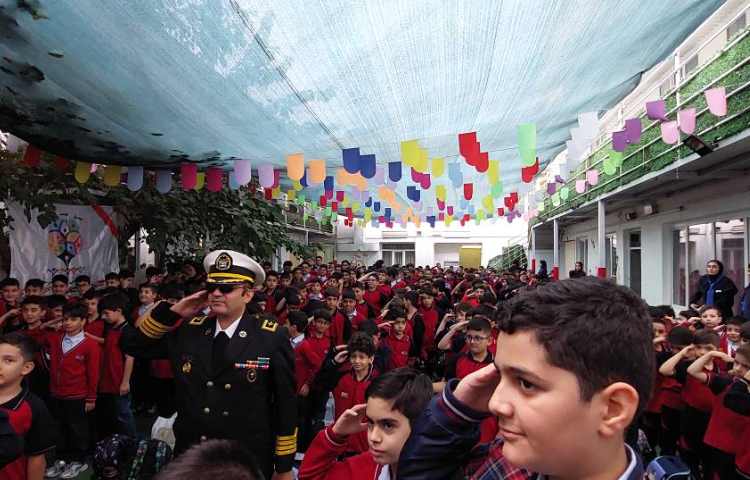 ویژه برنامه هفته دفاع مقدس با حضور دریادار ناخدا اسدی 4