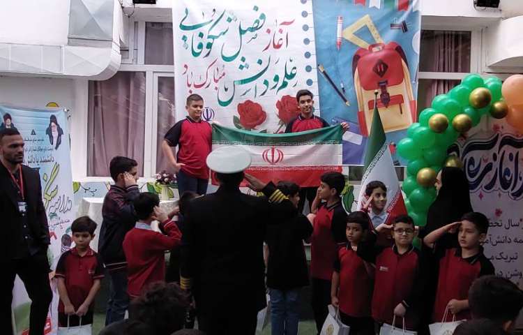 ویژه برنامه هفته دفاع مقدس با حضور دریادار ناخدا اسدی 5