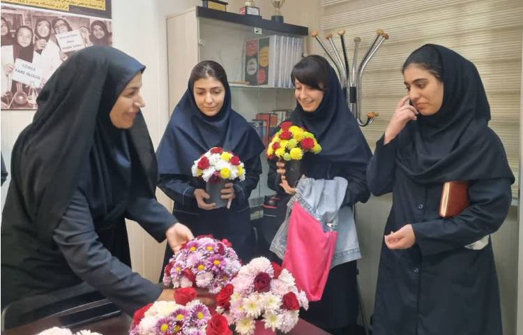 ویژه برنامه ولادت حضرت زینب (س)و روز پرستار 3