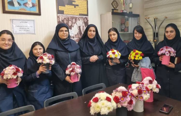 ویژه برنامه ولادت حضرت زینب (س)و روز پرستار 4