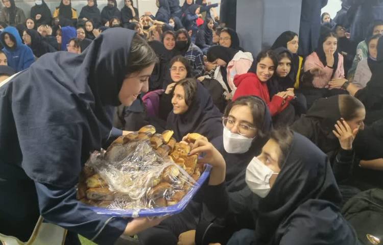 ویژه برنامه ولادت حضرت زینب (س)و روز پرستار 7