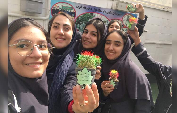 پانزدهم اسفندماه روز درخت کاری 9