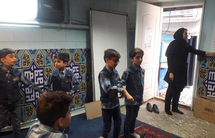 پایش سلامت دانش آموزان دبستان علوی 7