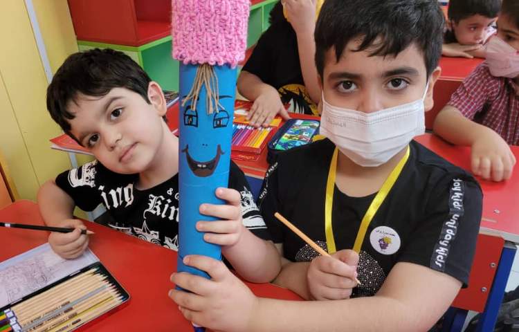 :پایه اول انگور، فارسی(در دست گرفتن مداد) 4