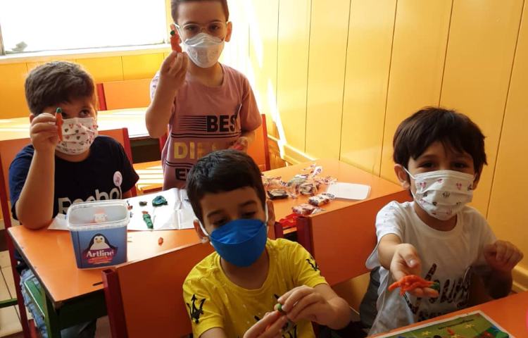 :پایه اول توت فرنگی، ریاضی(آموزش جهت و اندازه) 1