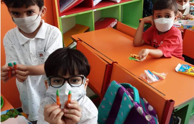 :پایه اول توت فرنگی، ریاضی(آموزش جهت و اندازه) 3