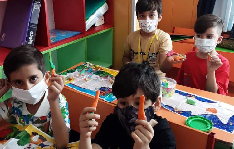 :پایه اول توت فرنگی، ریاضی(آموزش جهت و اندازه) 4