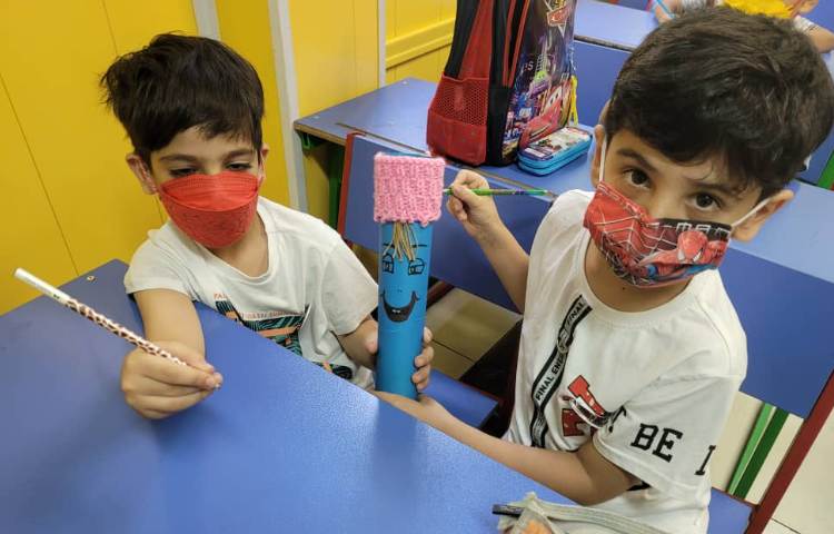 :پایه اول پرتقال، فارسی(در دست گرفتن مداد) 1