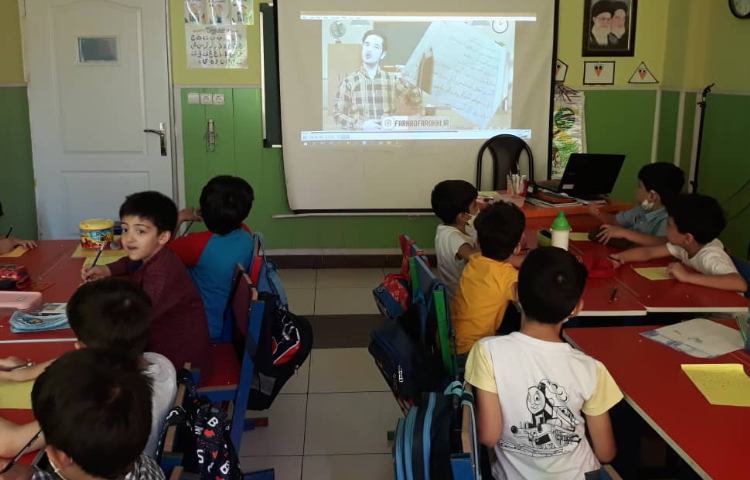 :پایه اول گیلاس، دست ورزی مداد در دست گرفتن و شناخت خط زمینه 4