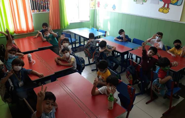 :پایه اول گیلاس، نمایش خلاق(خواندن نمایش اون پایین رو نگاه کن) 1