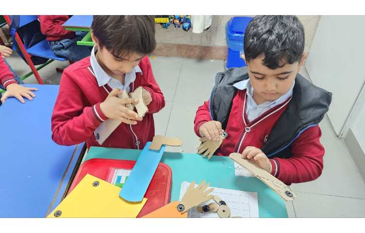 پایه: پیش 2 2