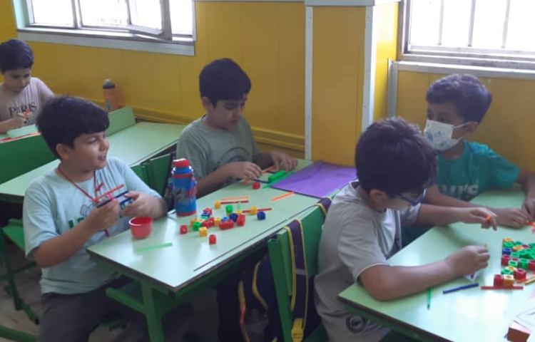 :پایه چهارم اندیشمندان، یادآوری مفهوم محیط و مساحت با بازی و چینه و چوب خط 11