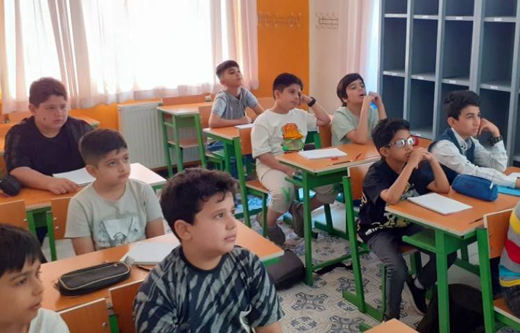 پایگاه تابستانی 8