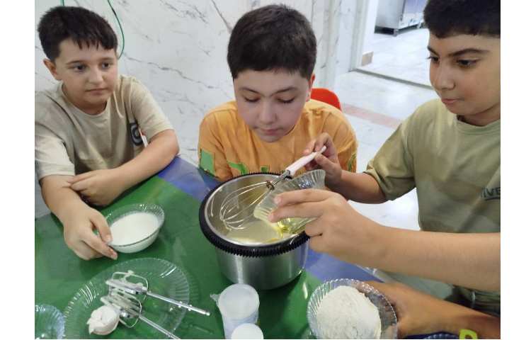 پخت کاپ کیک در زنگ هنر 28