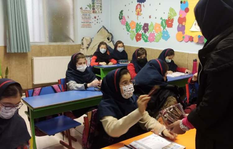 پخش شکلات دوستی 4