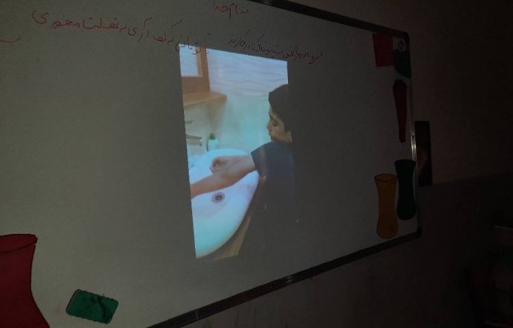 پخش فیلم اماده شده «وضو» توسط دانش‌آموز امیر علی ارشاد 2