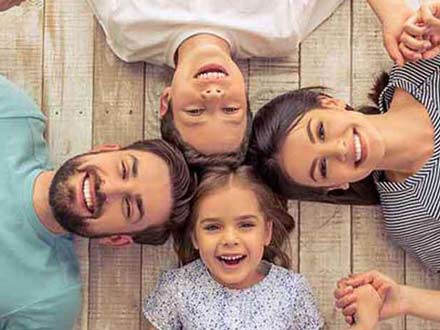 ساخت انسان آینده جزء شرح وظایف پدر و مادر نیست؛