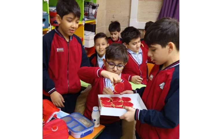 پذیرایی به مناسبت شب یلدا 7