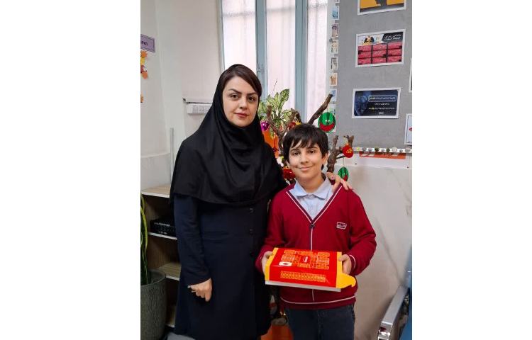 پذیرایی سام تفرشی بمناسبت روز مادر 1