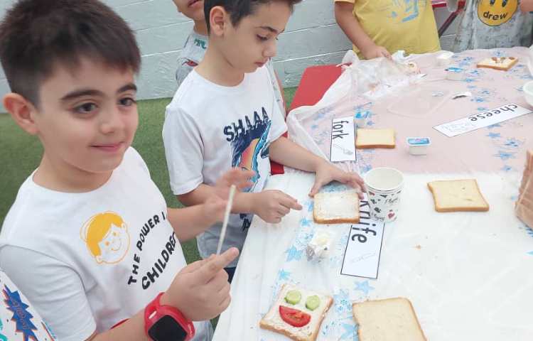 پذیرایی صبحانه سالم در دبستان علوی 5