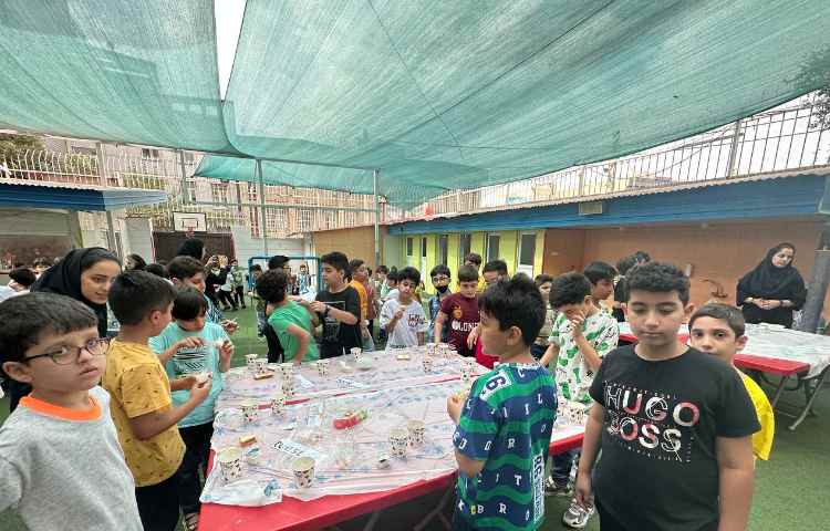 پذیرایی صبحانه سالم در دبستان 1