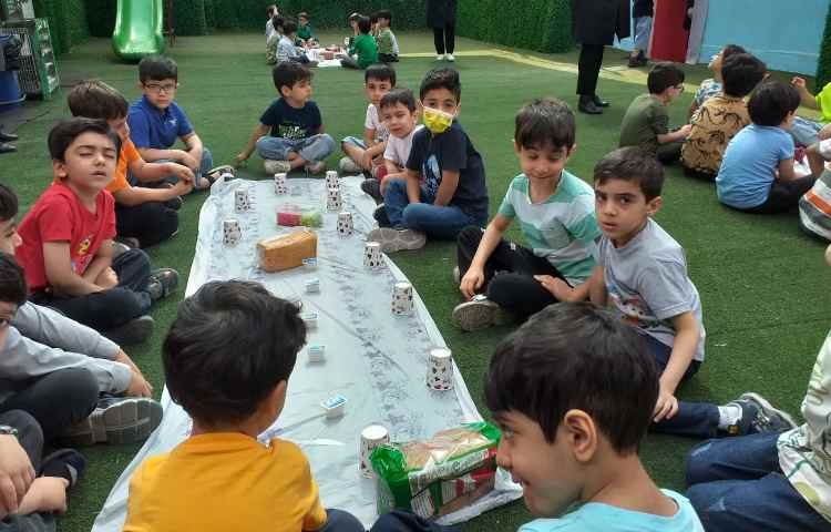 پذیرایی صبحانه سالم در دبستان 2