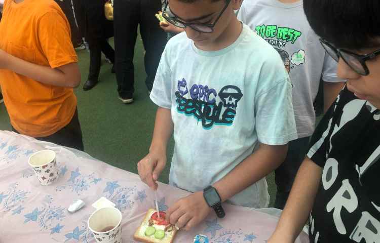 پذیرایی صبحانه سالم در دبستان 2