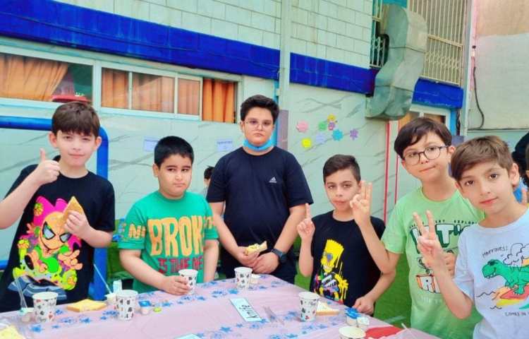 پذیرایی صبحانه سالم در دبستان 2