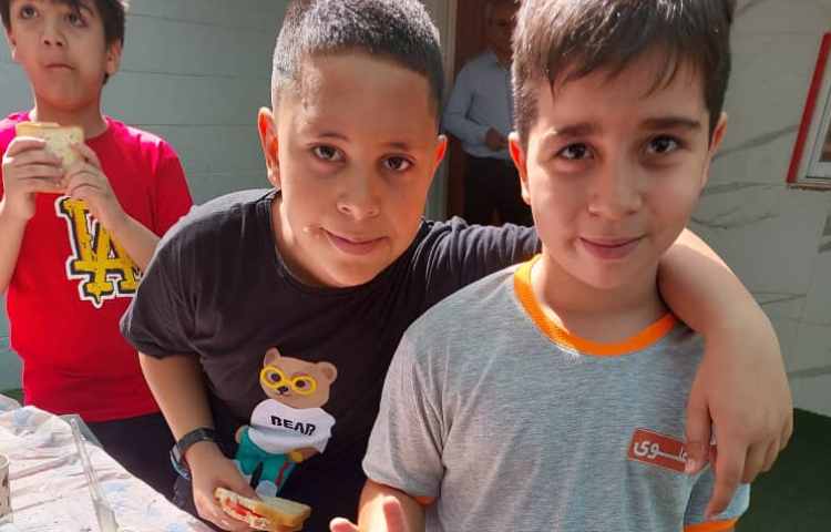 پذیرایی صبحانه سالم در دبستان 2