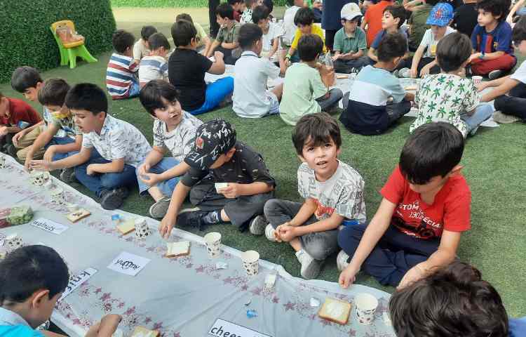 پذیرایی صبحانه سالم در دبستان 2