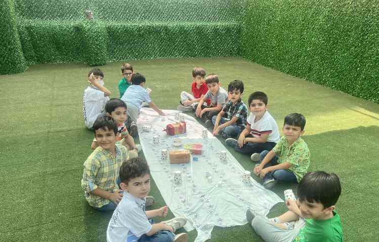 پذیرایی صبحانه سالم در دبستان 3