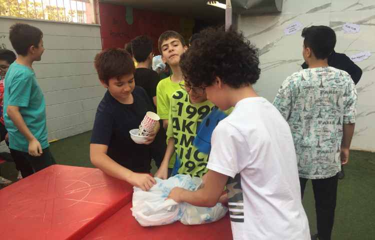 پذیرایی صبحانه سالم در دبستان 4