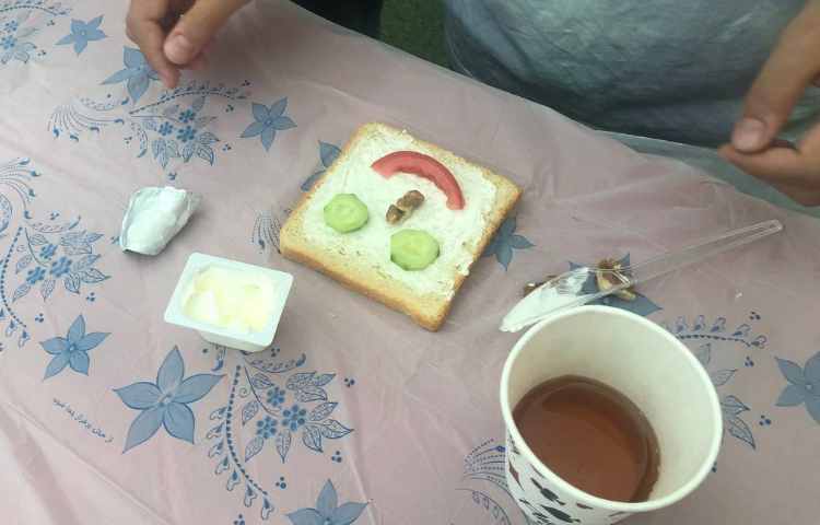 پذیرایی صبحانه سالم در دبستان 4