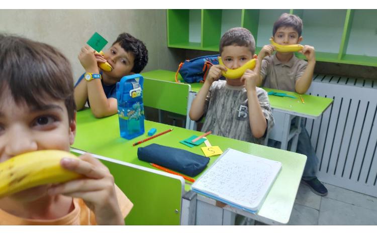 پذیرایی میان وعده پایه های پیش تا دوم 9