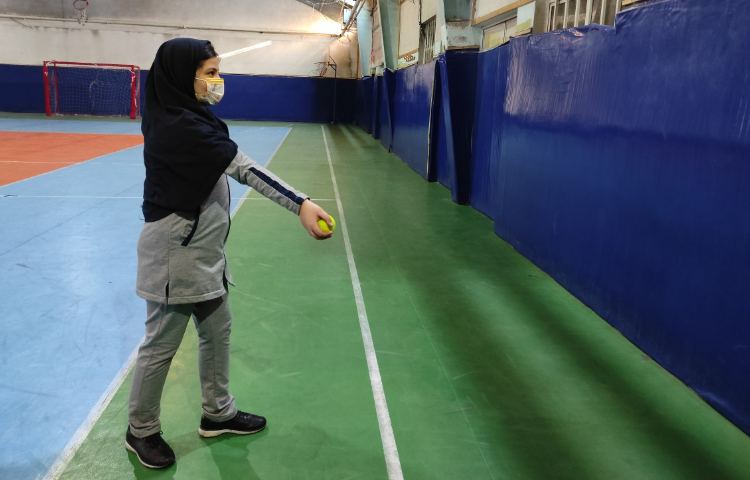 پرتاب توپ تنیس 1