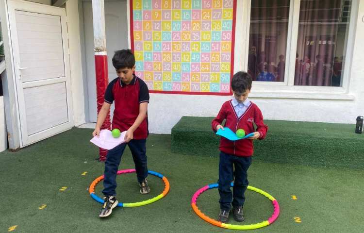 پرسش و پاسخ با بازی در زنگ زبان عمومی 1